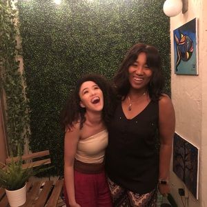 Meet your Posher, Eve